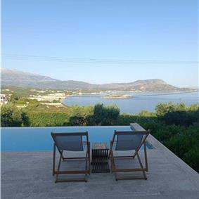 5 bedroom luxury villa with infinity pool, sea views and tennis court near Chania, sleeps 10